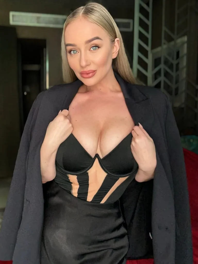 Airhostess Escorts in Gurgaon