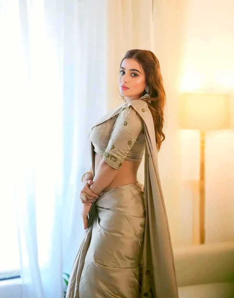 Busty Escorts in Gurgaon